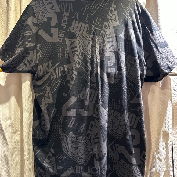 ***SOLD*** Jordan Tee Shirt - Picture 4 of 6